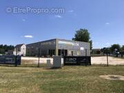 Commerce à SAINT-GEORGES-SUR-CHER