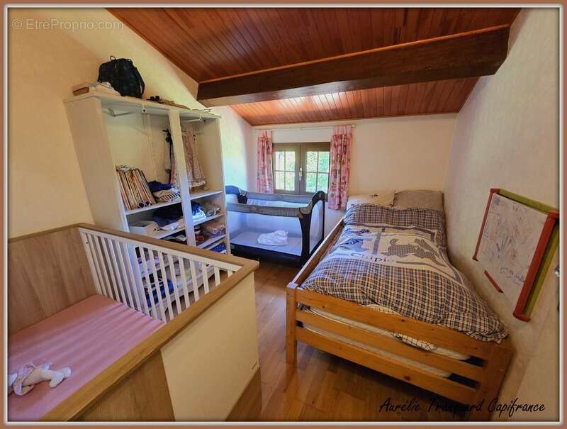 Maison à BRIZAMBOURG