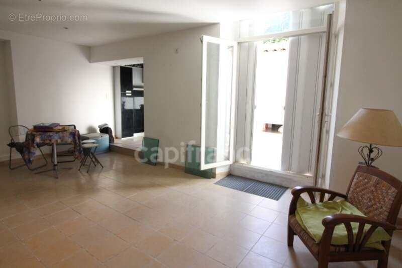 Appartement à GANGES