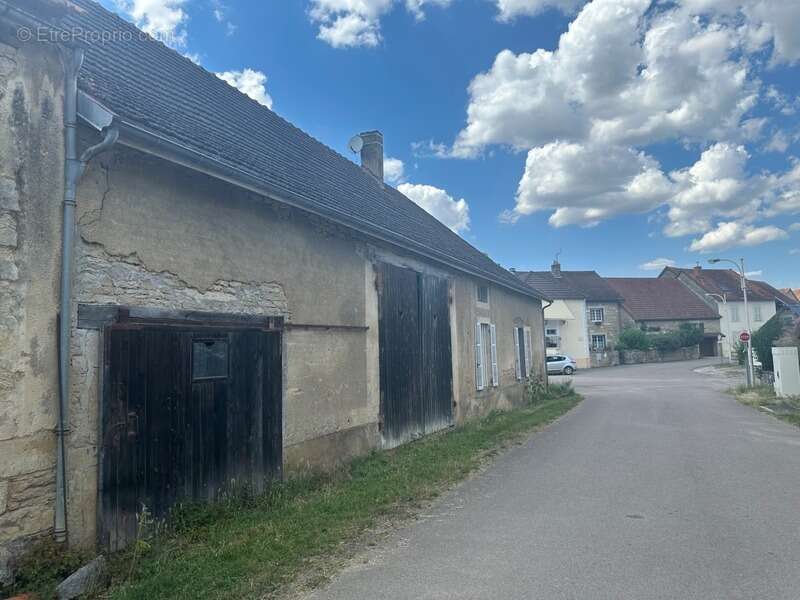 Maison à POUILLY-EN-AUXOIS