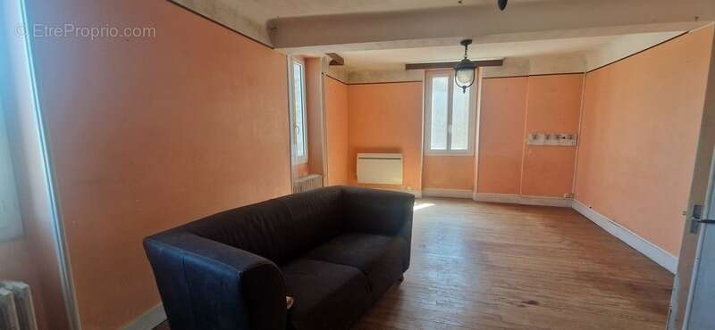 Appartement à ESTANG