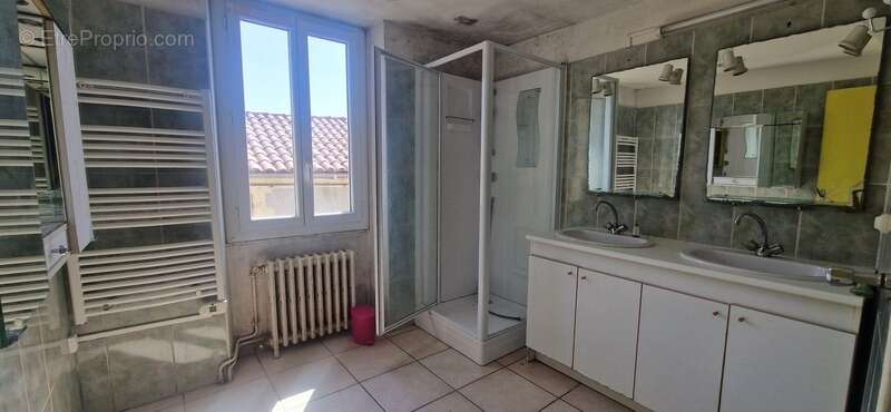 Appartement à ESTANG