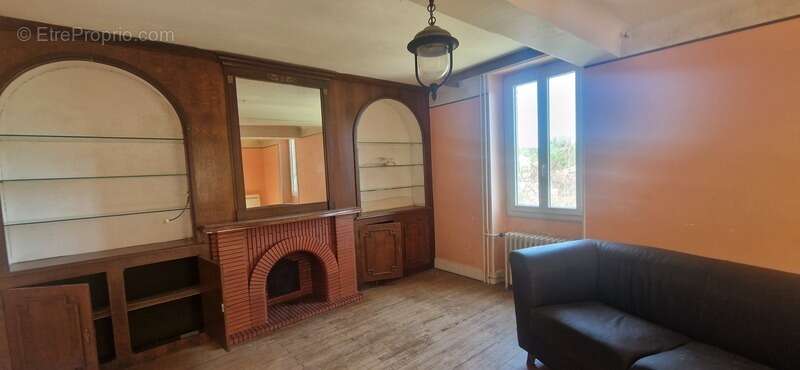 Appartement à ESTANG