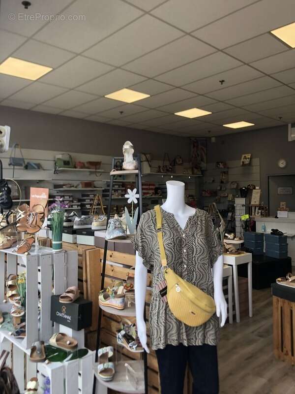 Commerce à FAVEROLLES-SUR-CHER