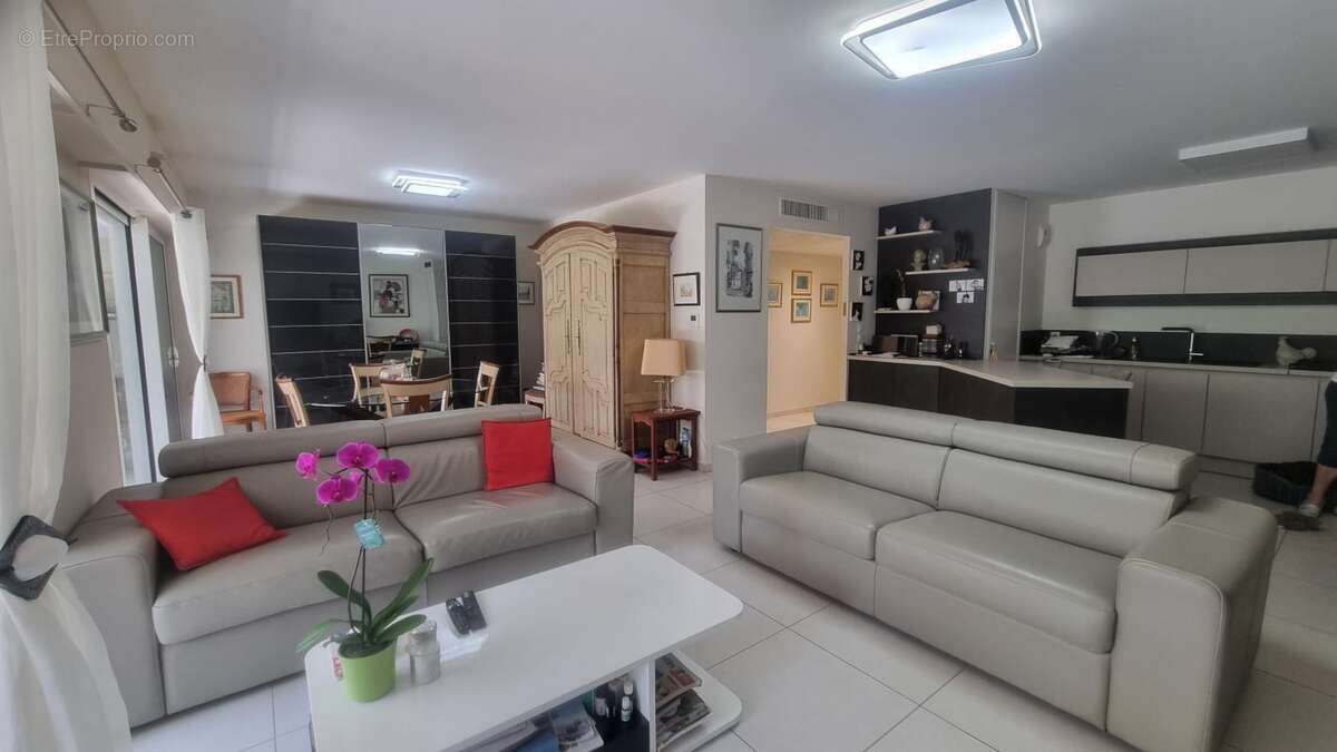 Appartement à SAINT-RAPHAEL