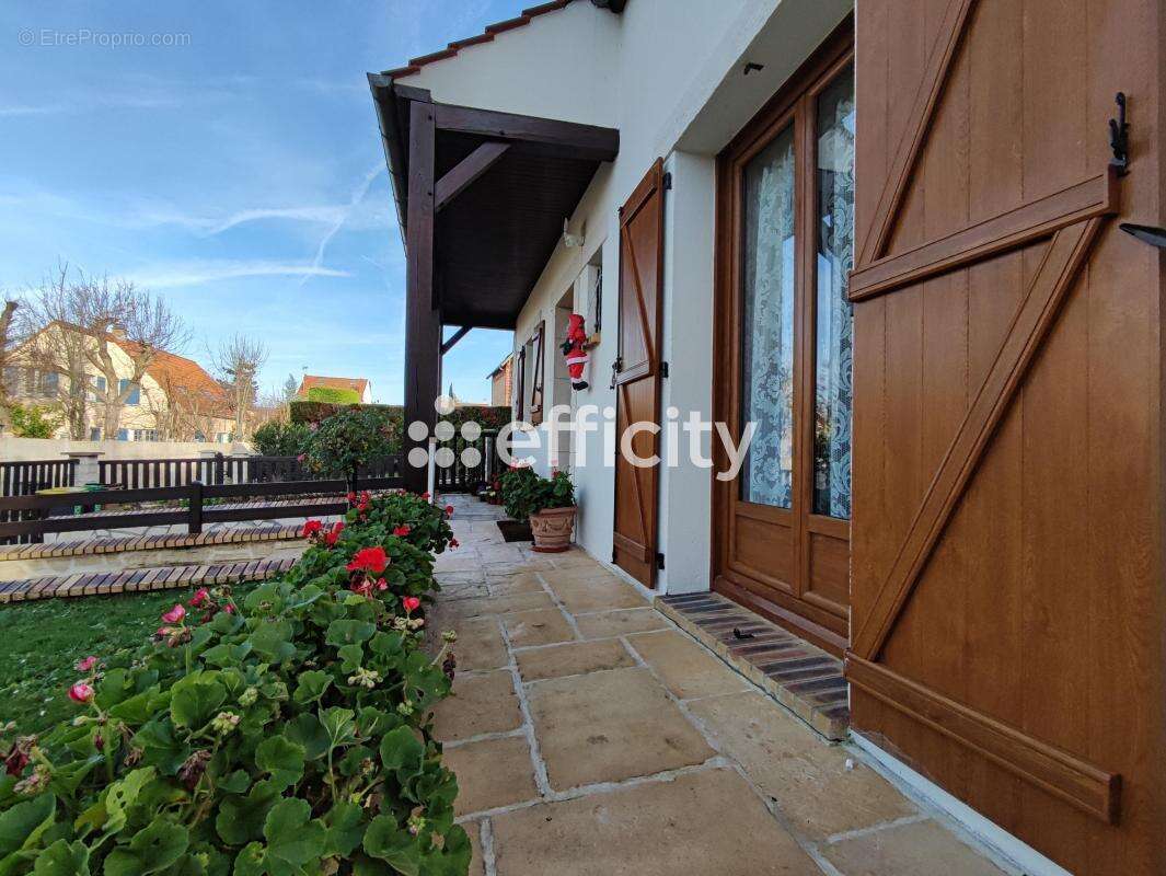 Maison à SAINT-PRIX