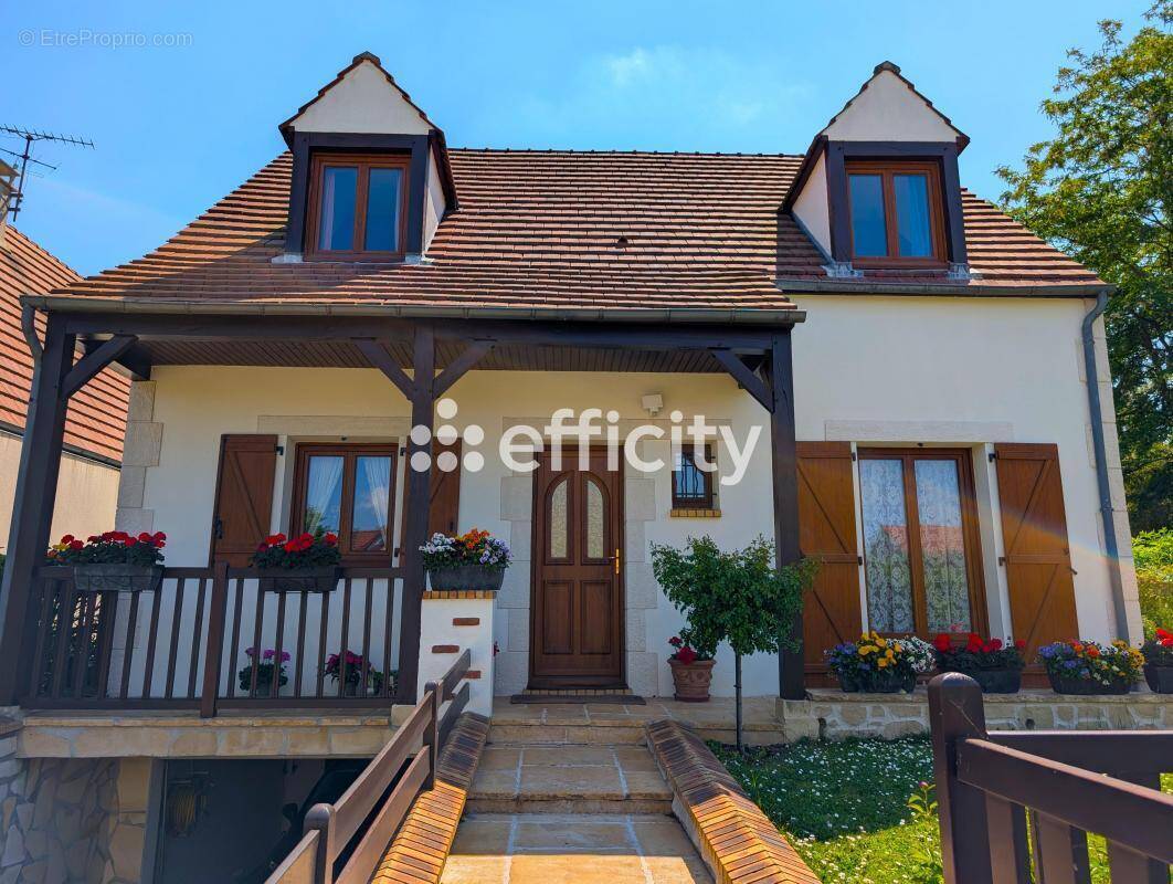 Maison à SAINT-PRIX