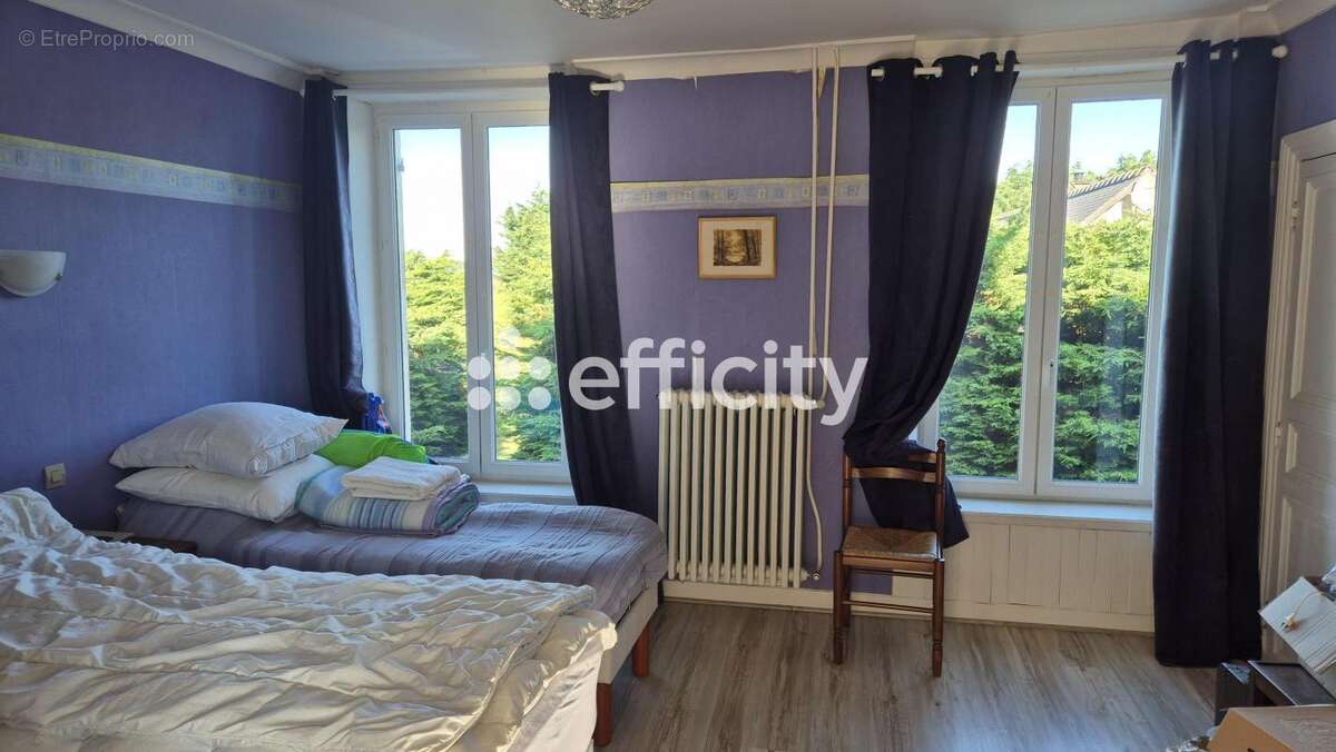 Maison à SAINT-PIERRE-DU-MONT