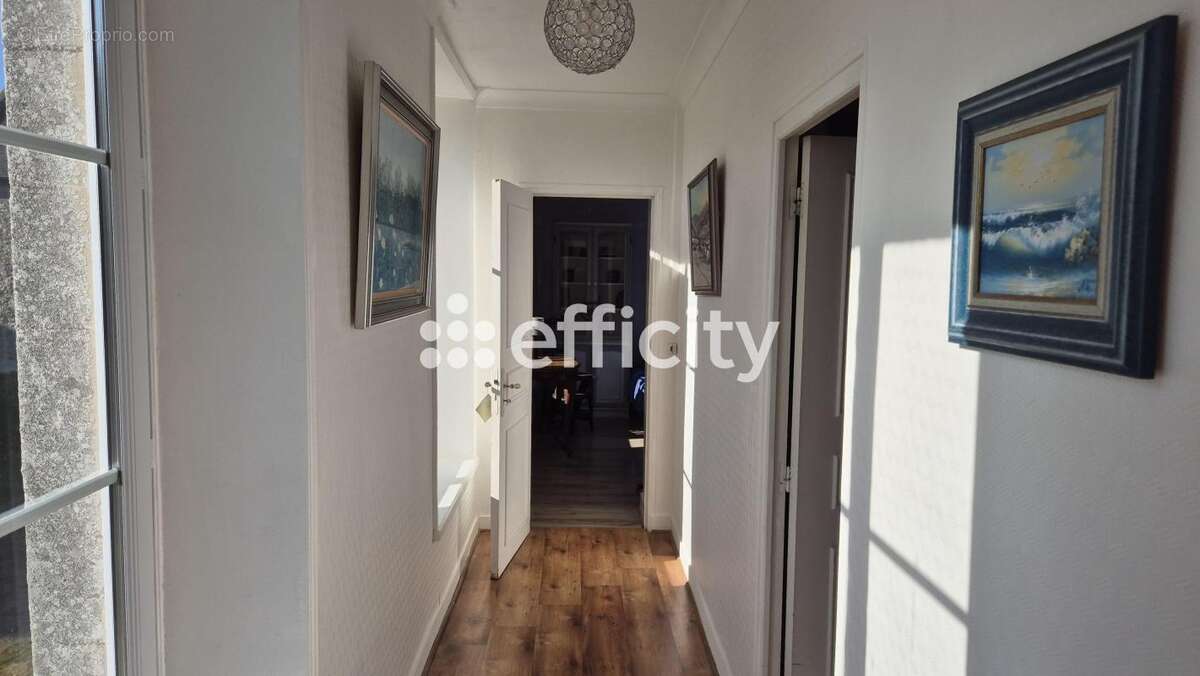 Maison à SAINT-PIERRE-DU-MONT