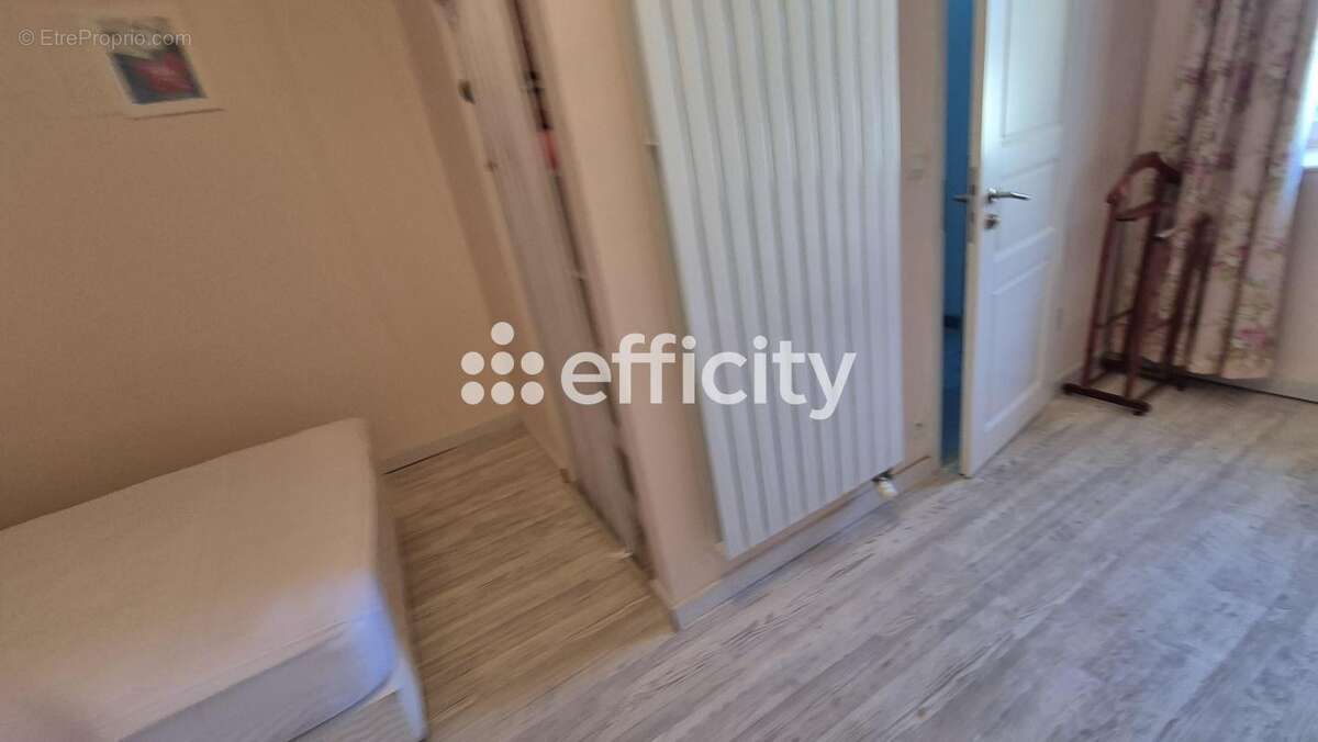 Maison à SAINT-PIERRE-DU-MONT