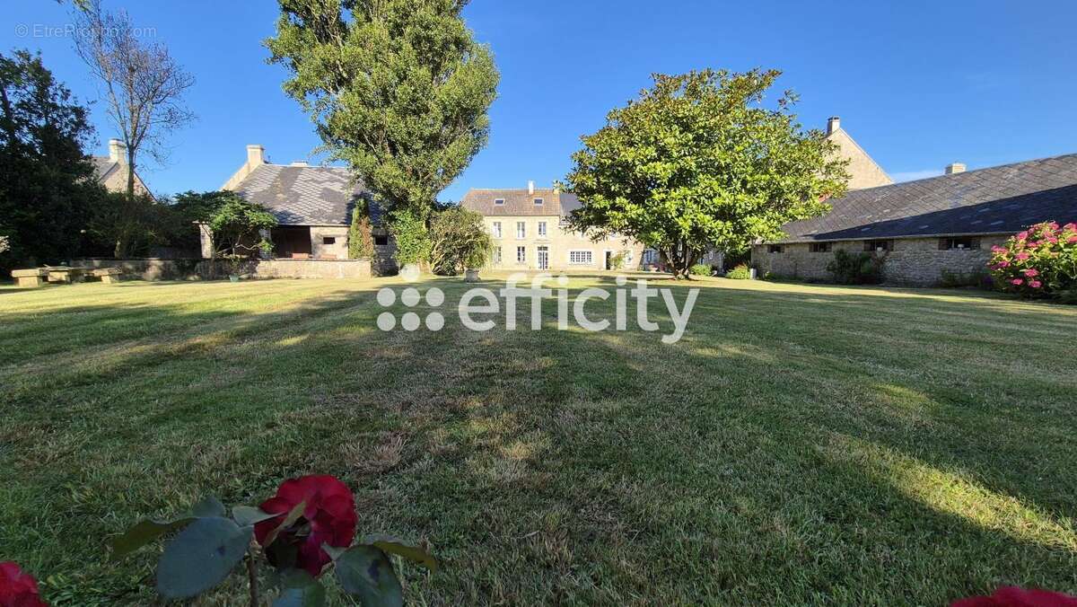 Maison à SAINT-PIERRE-DU-MONT
