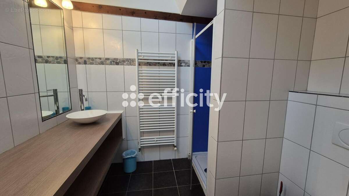 Maison à SAINT-PIERRE-DU-MONT