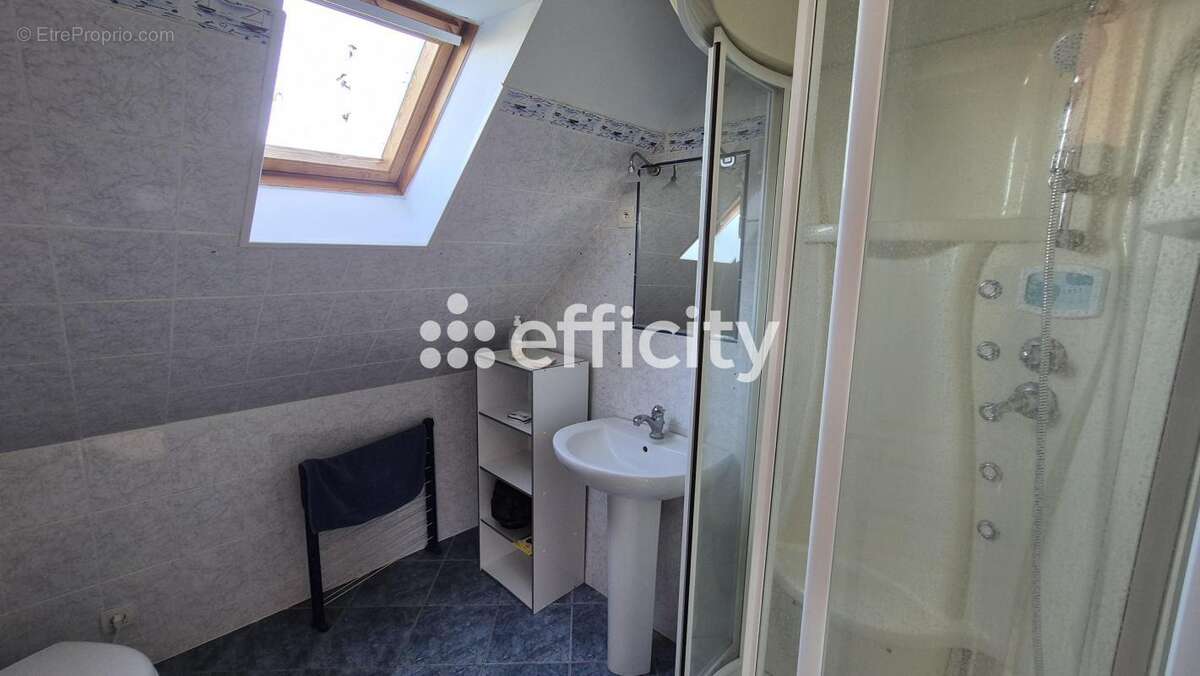 Maison à SAINT-PIERRE-DU-MONT