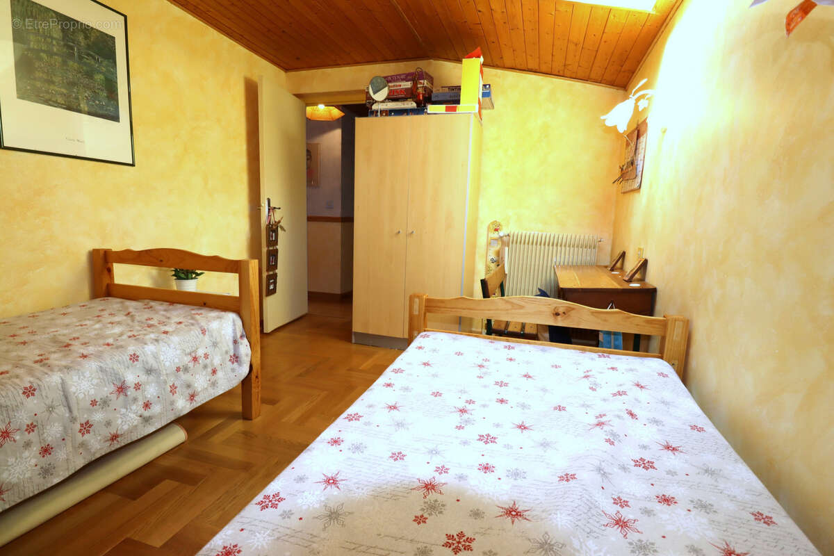 Appartement à COLMARS