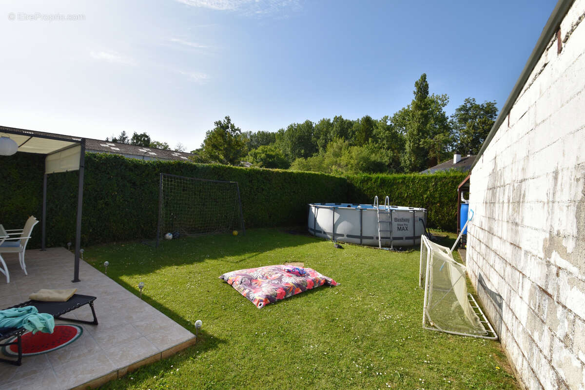 Maison à VIGNACOURT