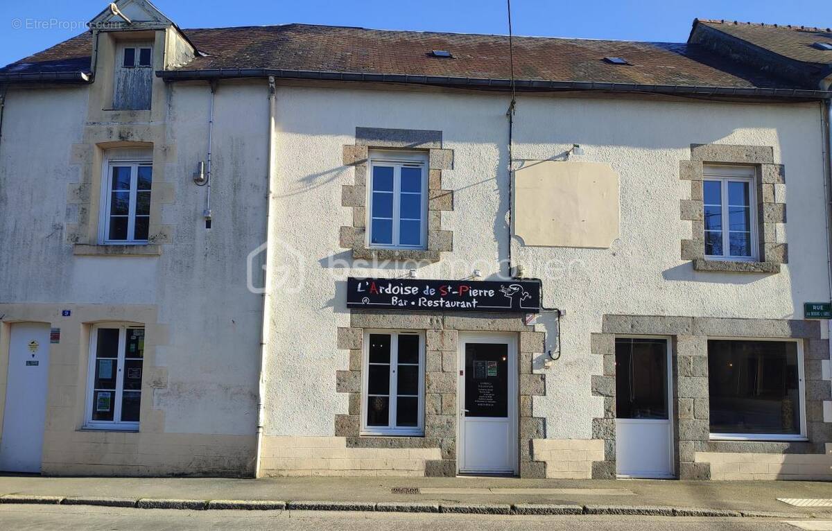 Commerce à SAINT-PIERRE-DES-NIDS