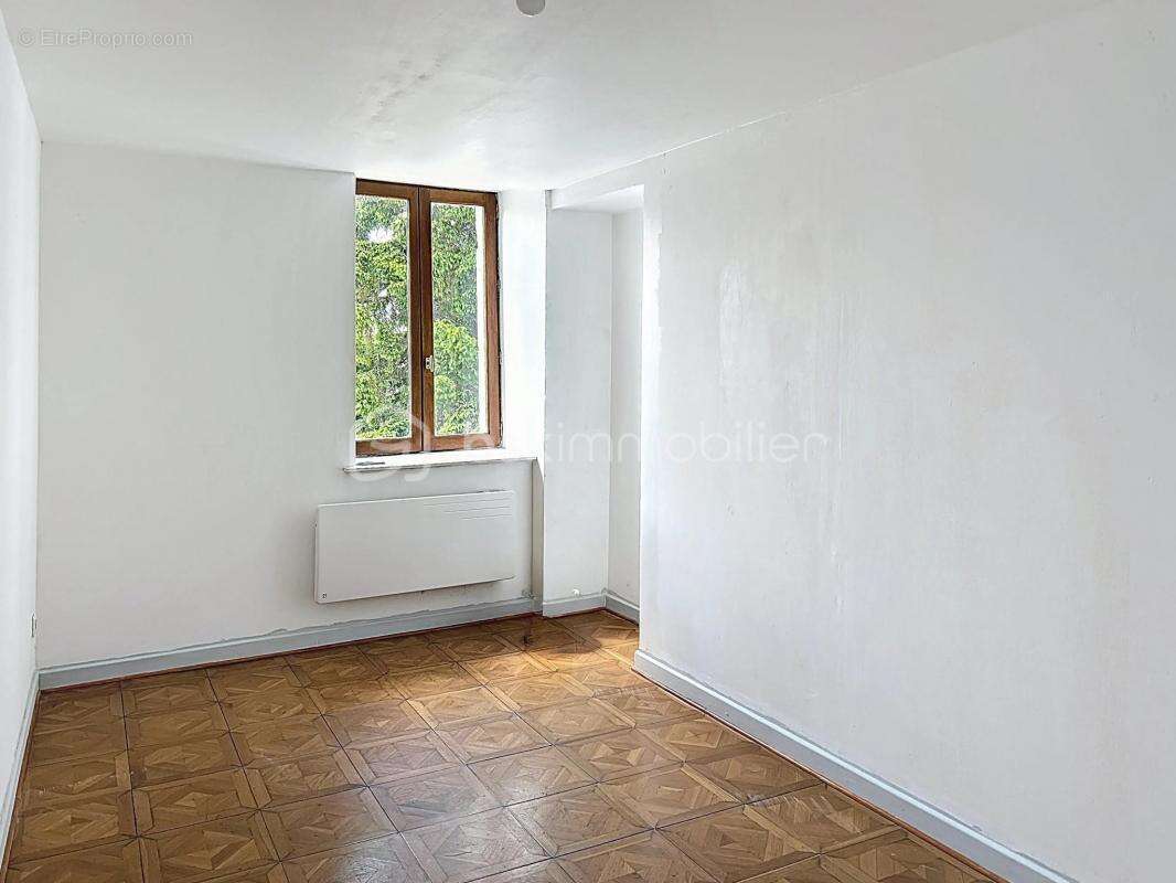 Appartement à SAINT-JEAN-DE-LOSNE