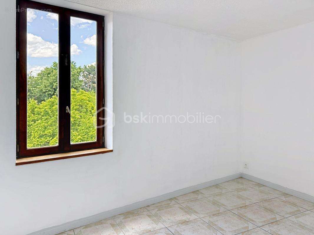 Appartement à SAINT-JEAN-DE-LOSNE