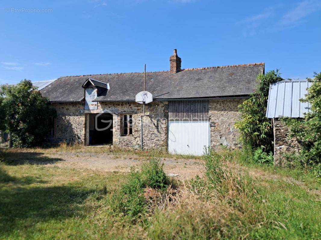 Maison à JAVRON-LES-CHAPELLES