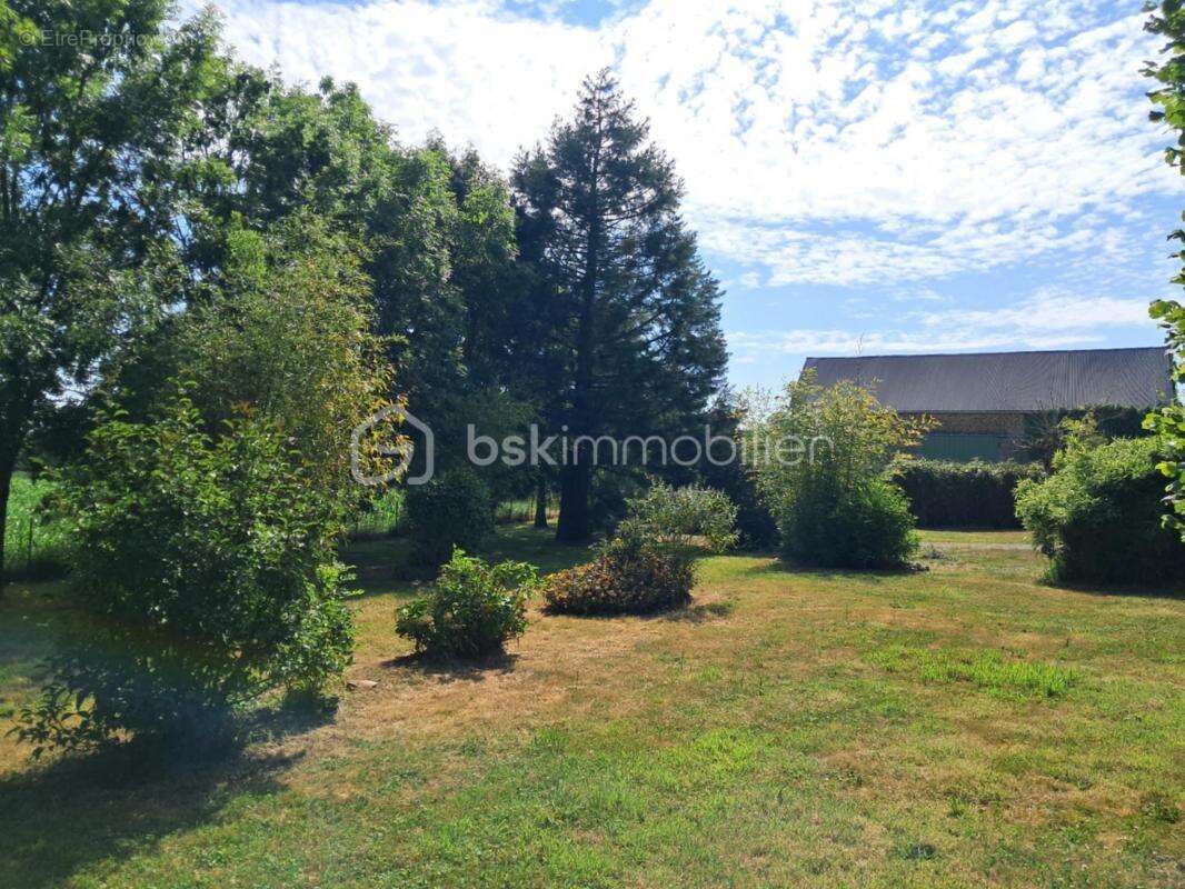 Maison à JAVRON-LES-CHAPELLES