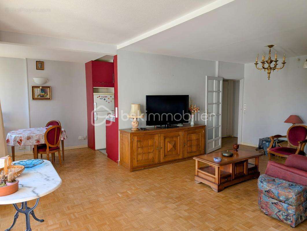 Appartement à RIS-ORANGIS