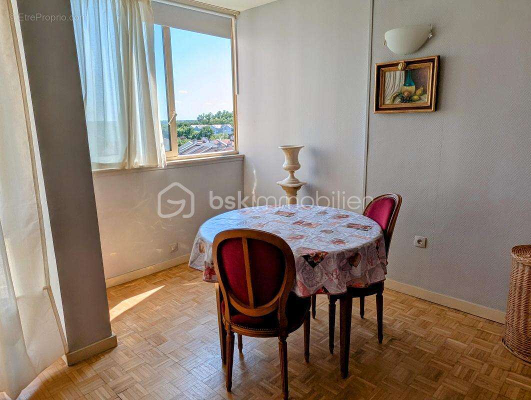 Appartement à RIS-ORANGIS