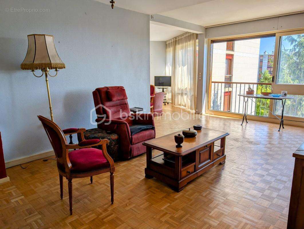 Appartement à RIS-ORANGIS