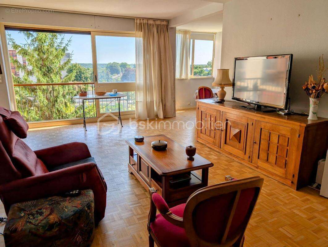 Appartement à RIS-ORANGIS