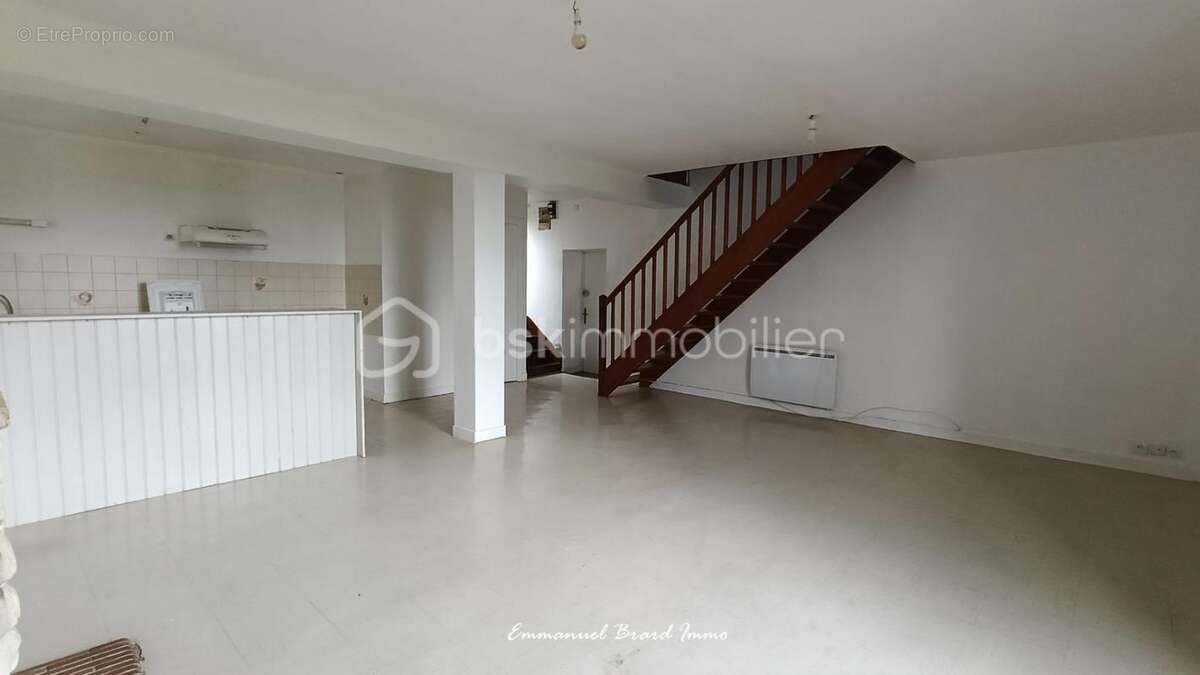 Appartement à LUSIGNAN