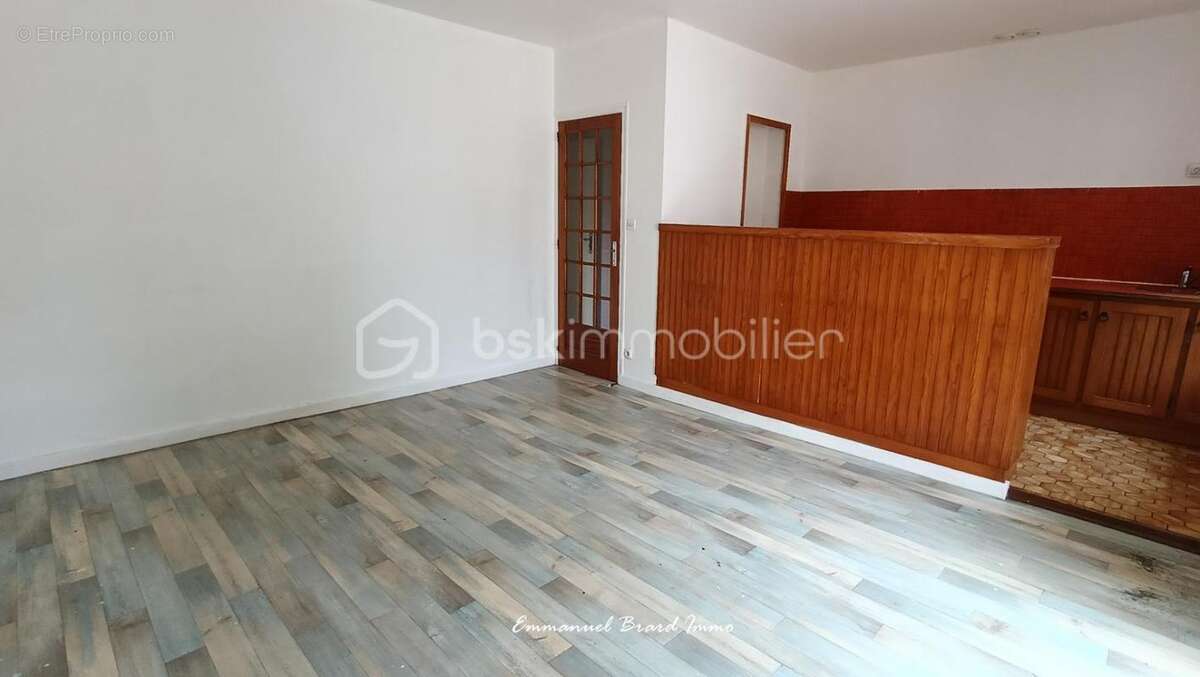 Appartement à LUSIGNAN