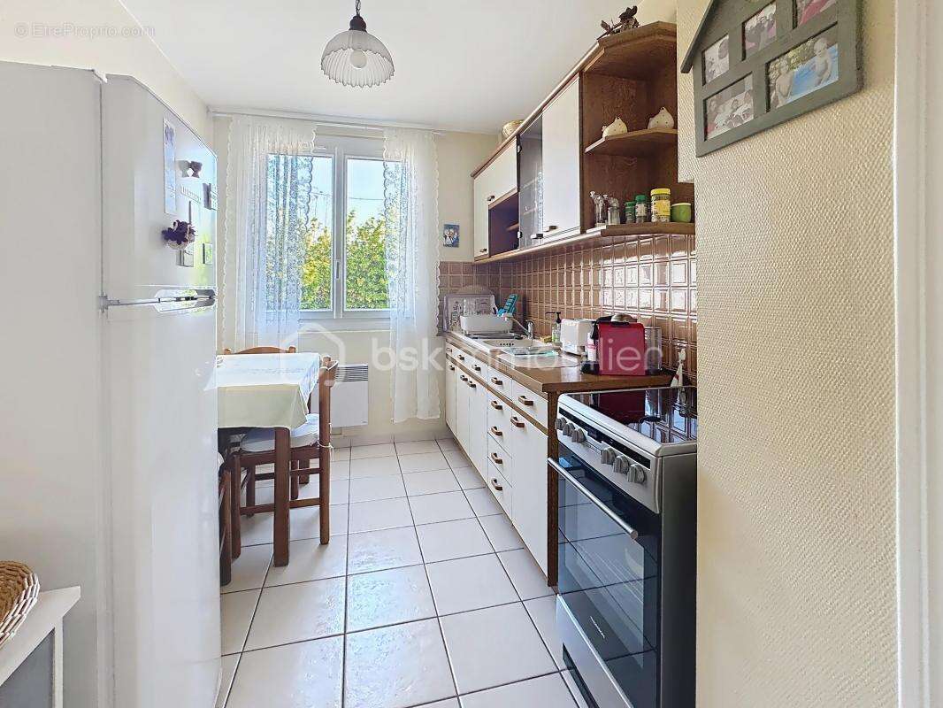 Appartement à LE PONT-DE-CLAIX