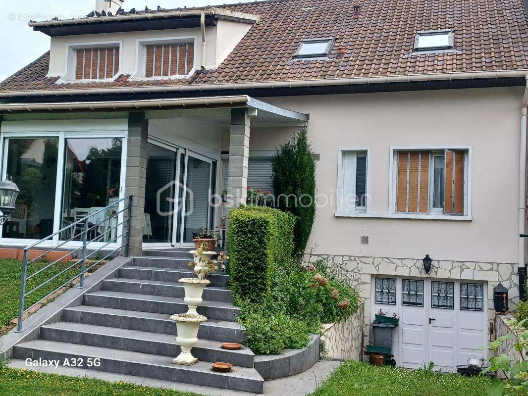 Maison à AULNAY-SOUS-BOIS