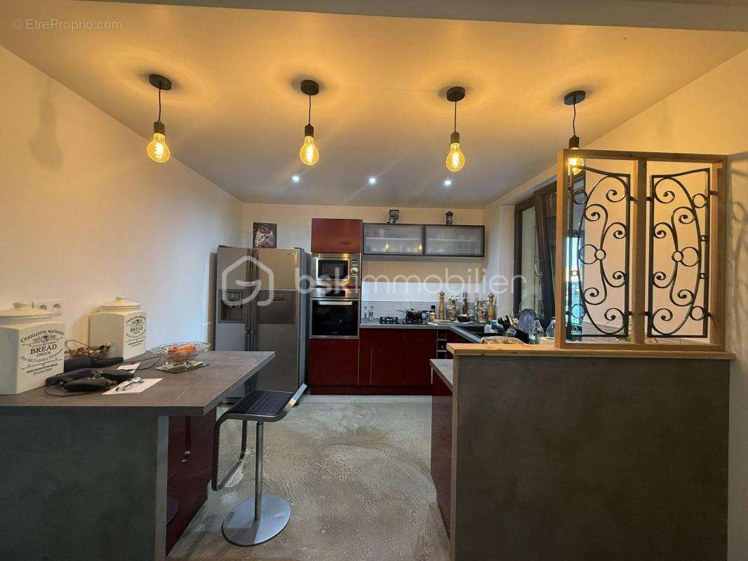 Maison à MAGNY-LE-DESERT