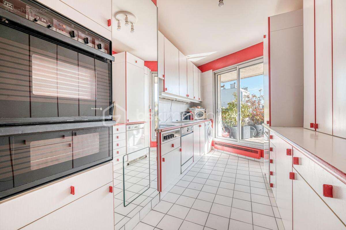 Appartement à PARIS-19E