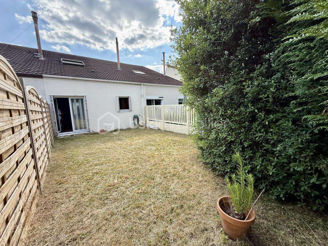 Maison à LONGJUMEAU