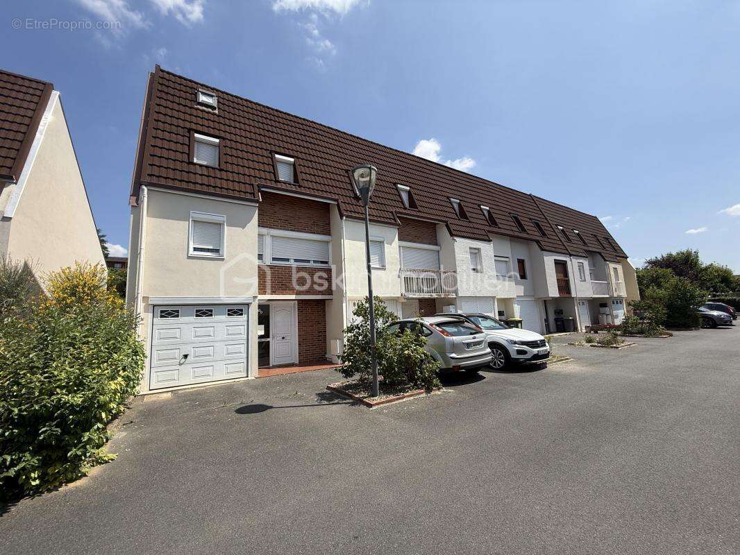 Maison à LONGJUMEAU