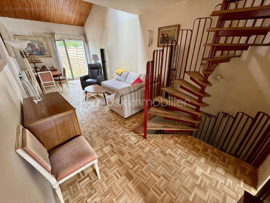 Maison à LONGJUMEAU