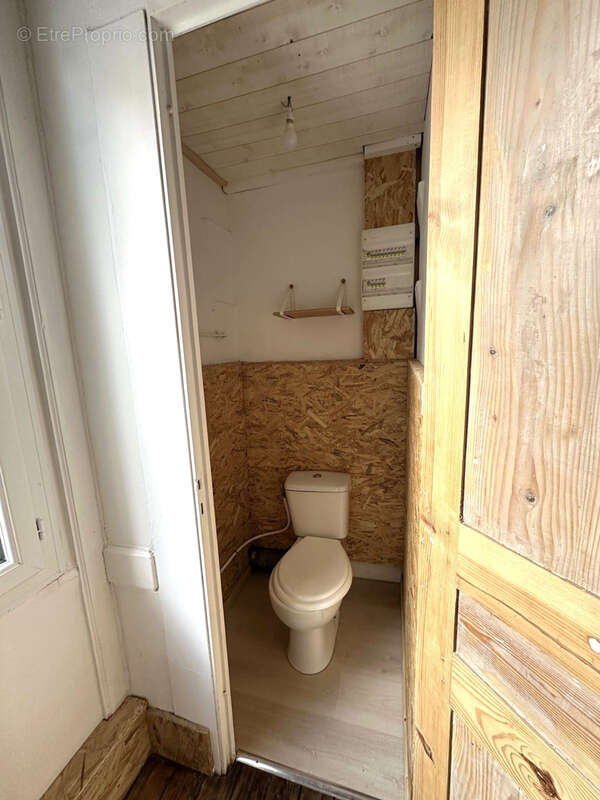 Appartement à UNIEUX