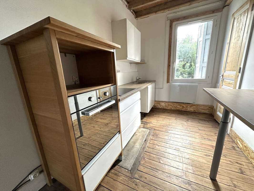 Appartement à UNIEUX
