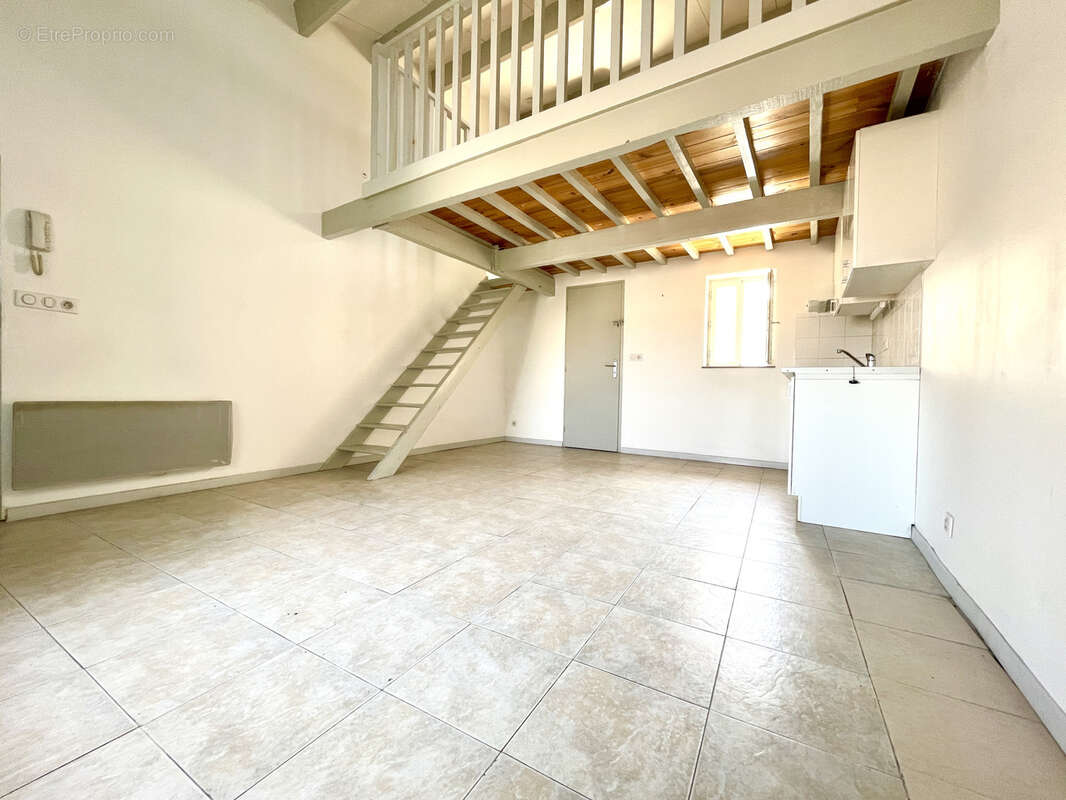 Appartement à PEZENAS