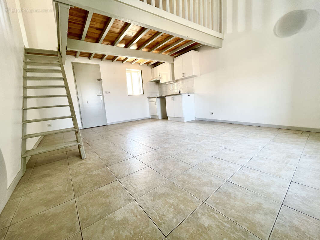 Appartement à PEZENAS