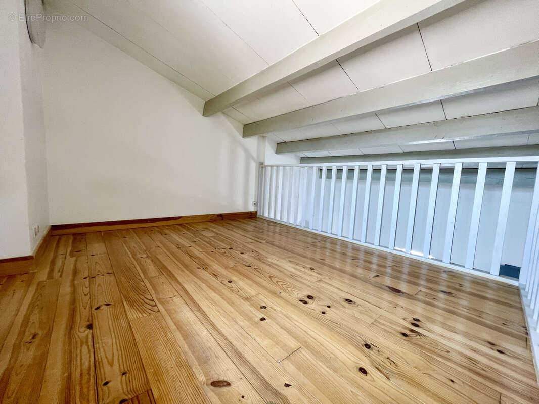 Appartement à PEZENAS