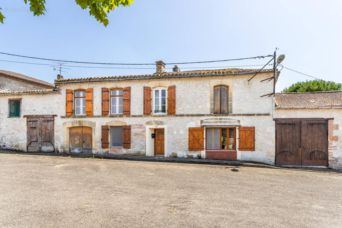 Maison à BOURG-DE-VISA