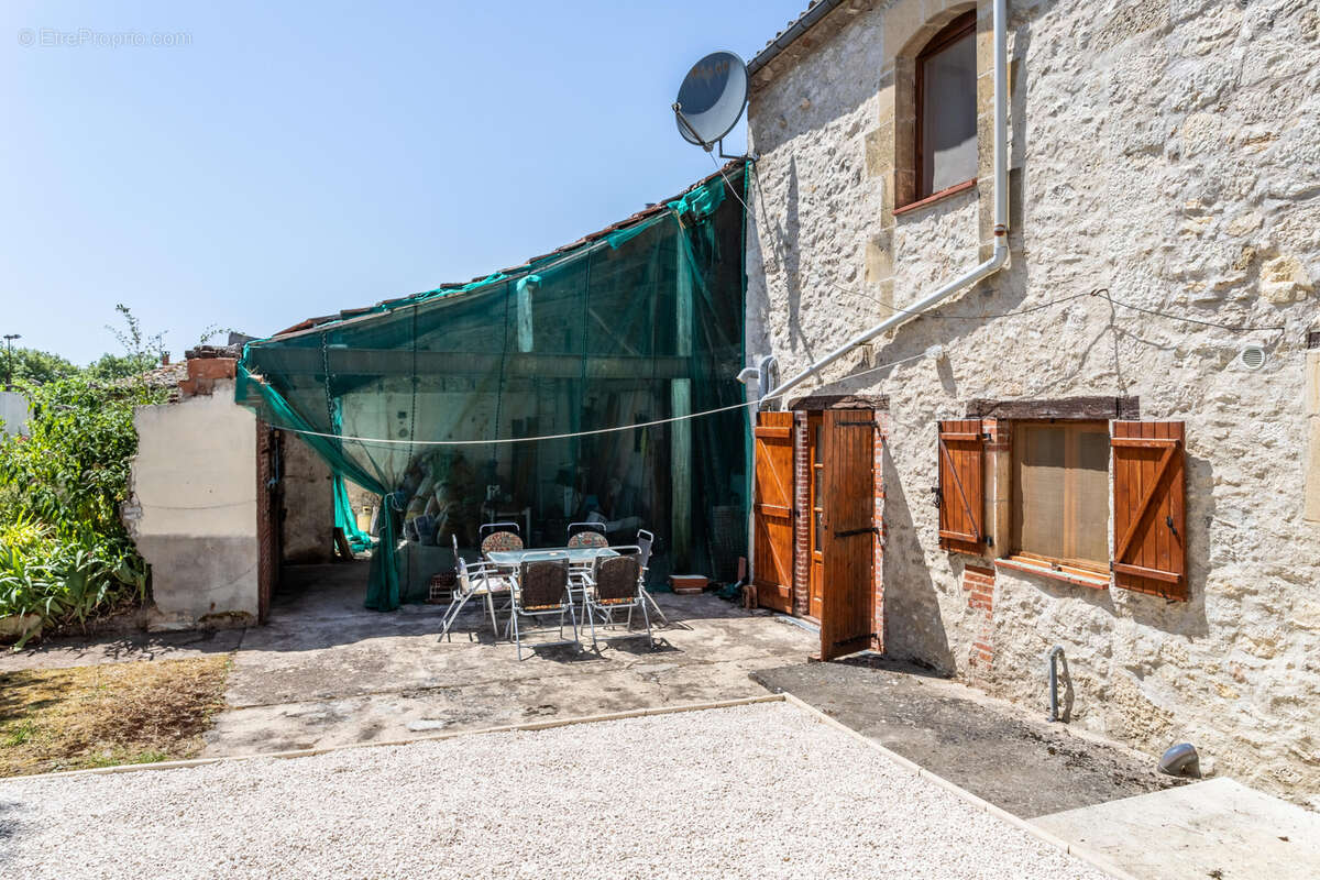 Maison à BOURG-DE-VISA