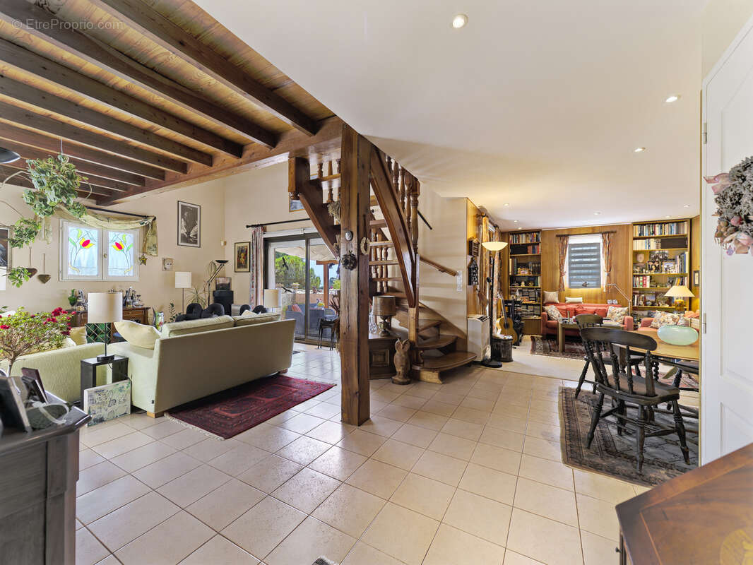 Maison à VILLENEUVE-LOUBET