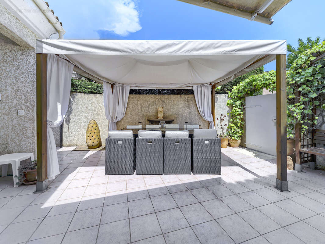 Maison à VILLENEUVE-LOUBET