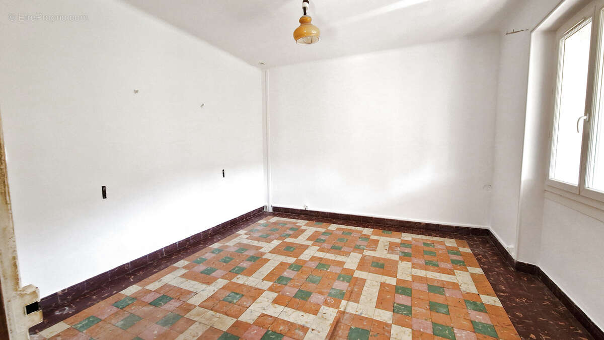 Maison à BRANOUX-LES-TAILLADES