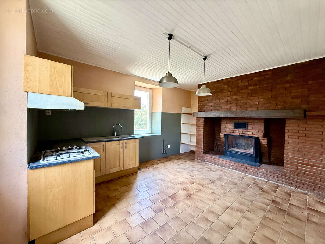 Maison à MONFERRAN-SAVES