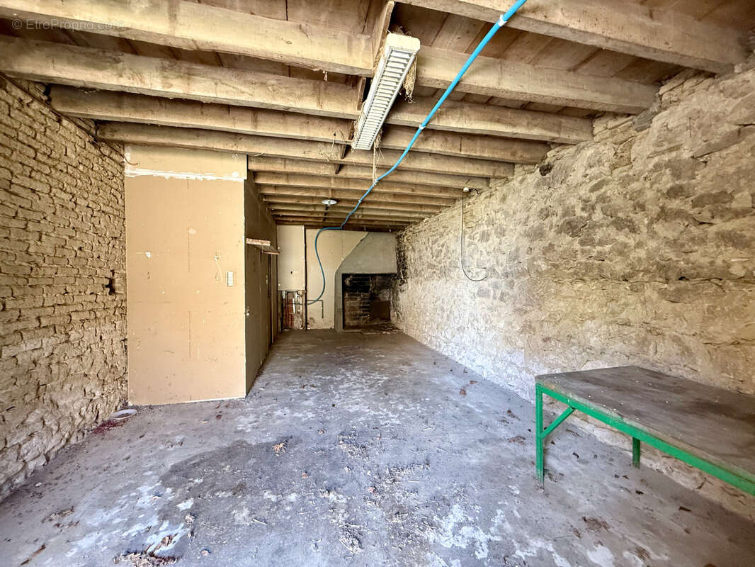 Maison à MONFERRAN-SAVES