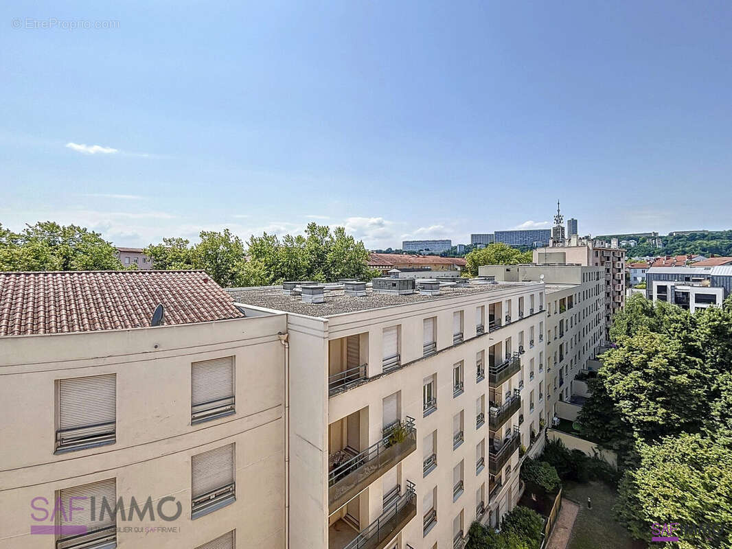 Appartement à LYON-9E